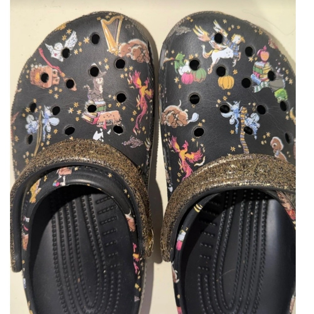 Crocs Kids Harry Potter Hogwarts Magic Black Gold Glitter Strap Shoes J5 Youth